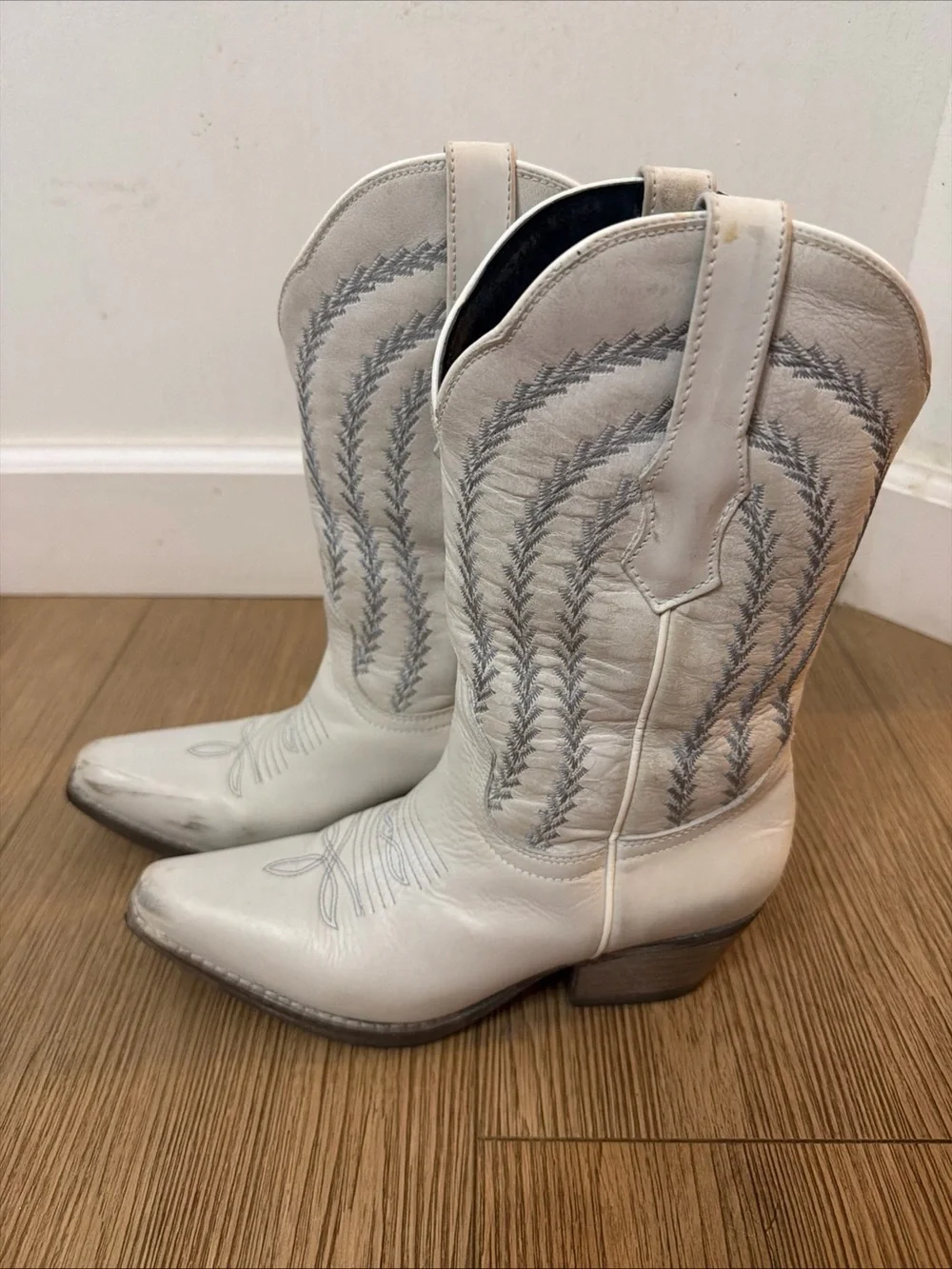 Sterling River Boots Women's White Gray Stitching Western Cowgirl Boots 6.5